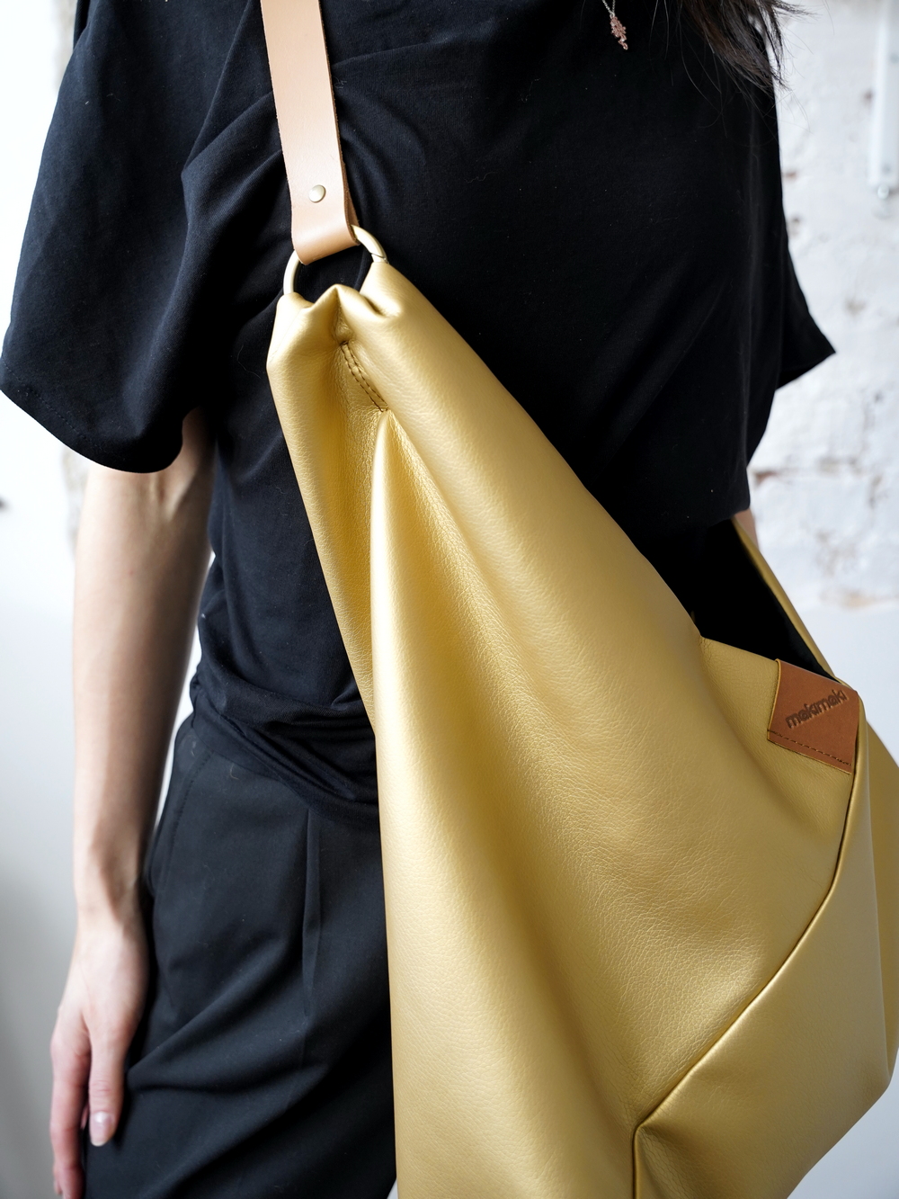 AZMA Fakeleather Gold SMALL + leather strap - obrazek 2